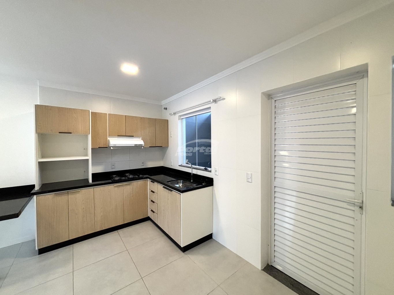 Casa, 2 quartos, 82 m² - Foto 2