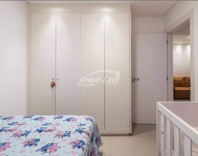 Apartamento à venda com 2 quartos, 73m² - Foto 10