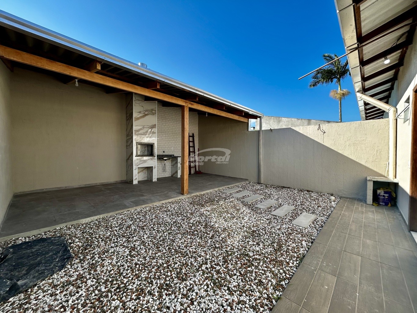 Casa para alugar com 2 quartos, 61m² - Foto 20
