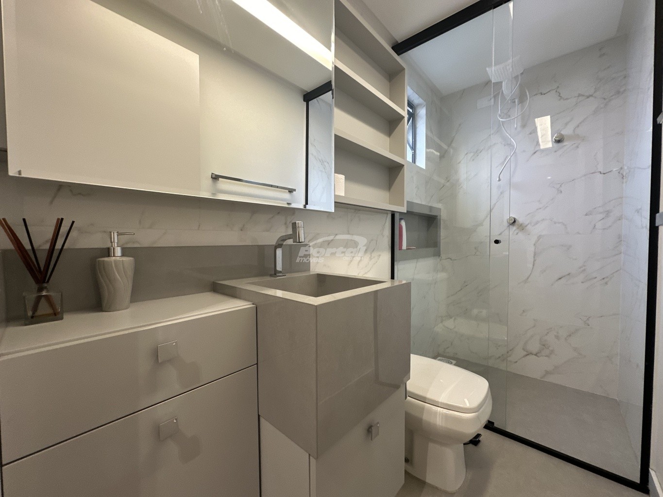 Apartamento para alugar com 2 quartos, 90m² - Foto 17