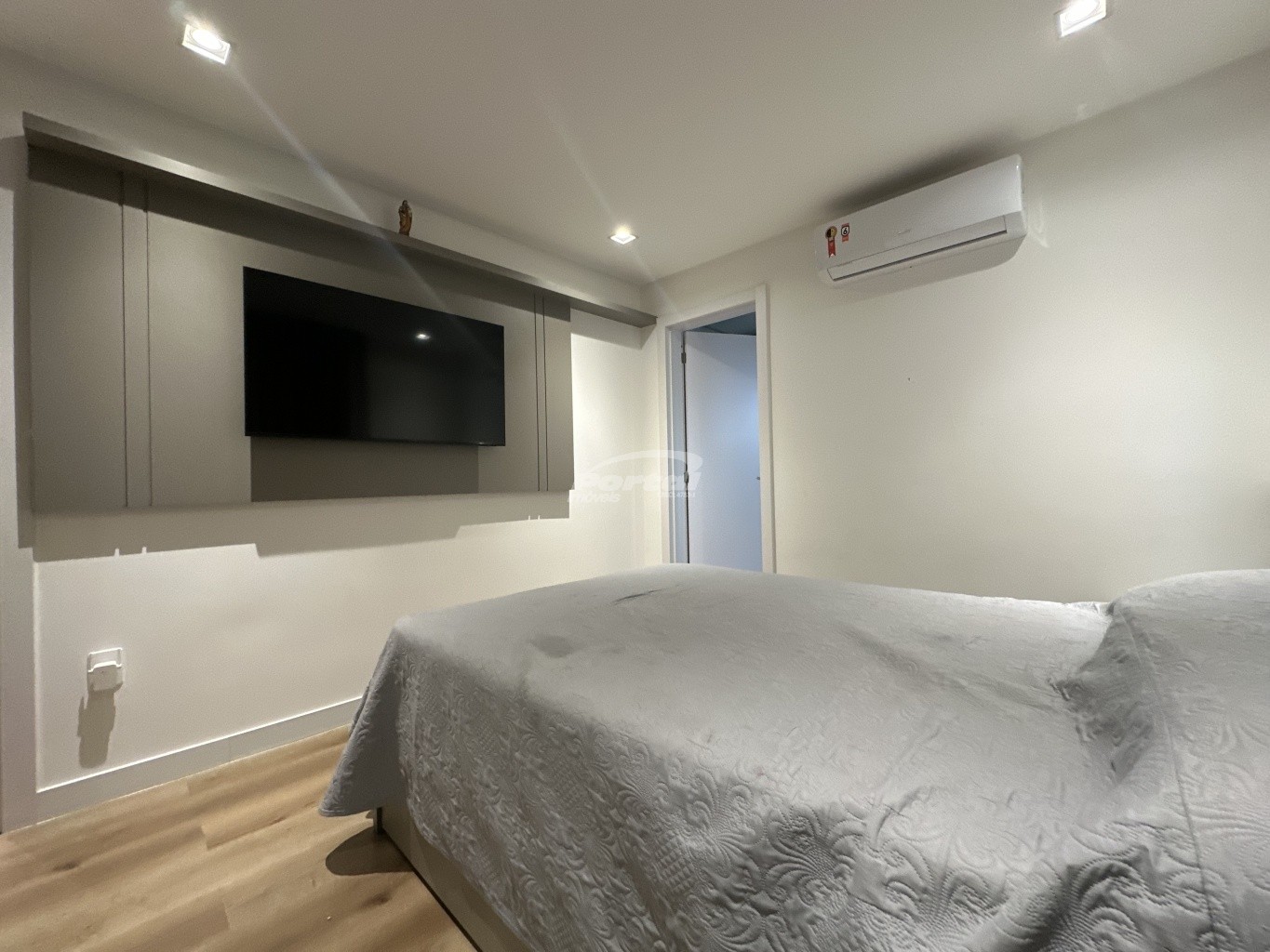 Apartamento para alugar com 2 quartos, 90m² - Foto 20