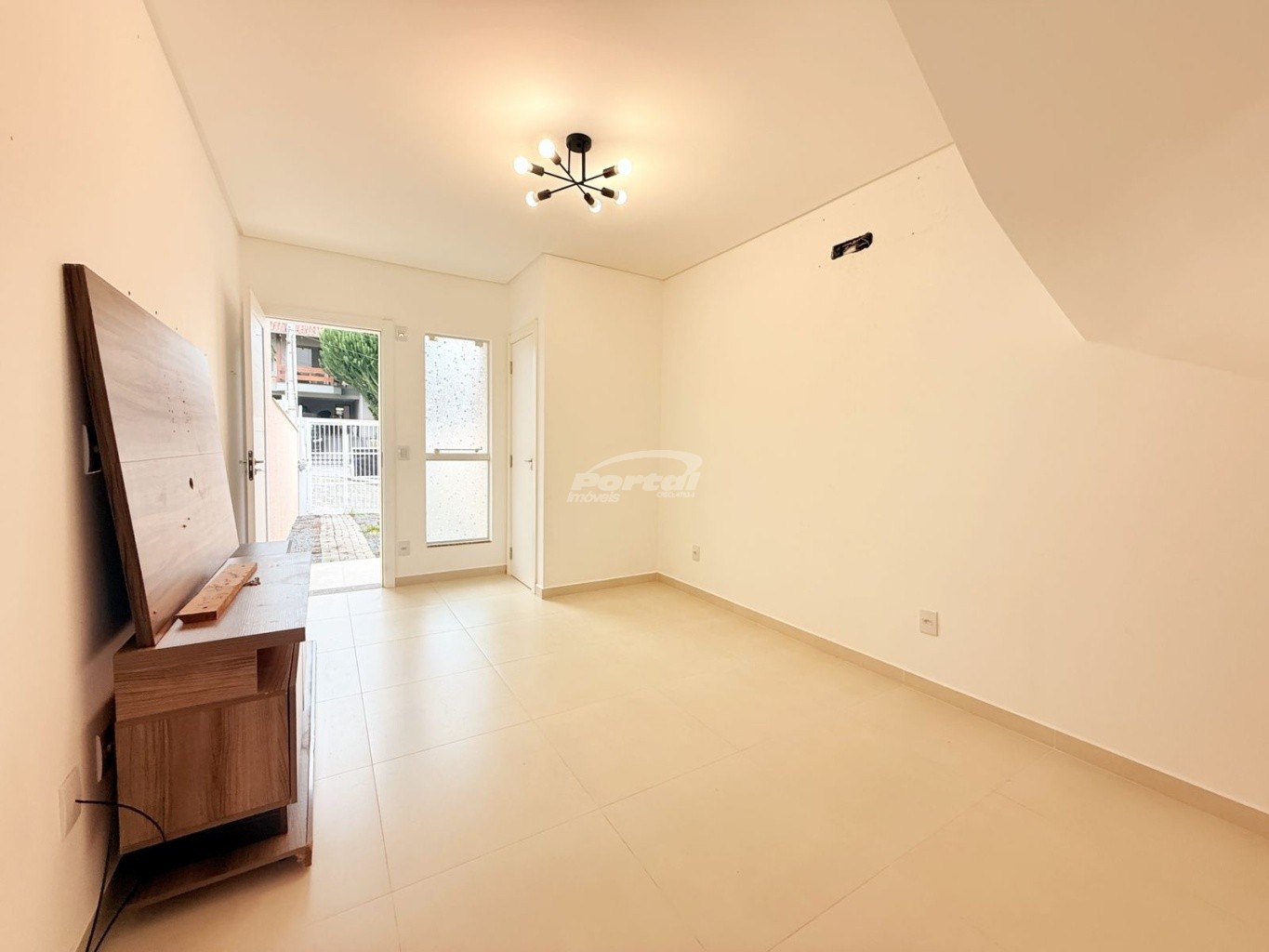 Casa para alugar com 2 quartos, 96m² - Foto 4