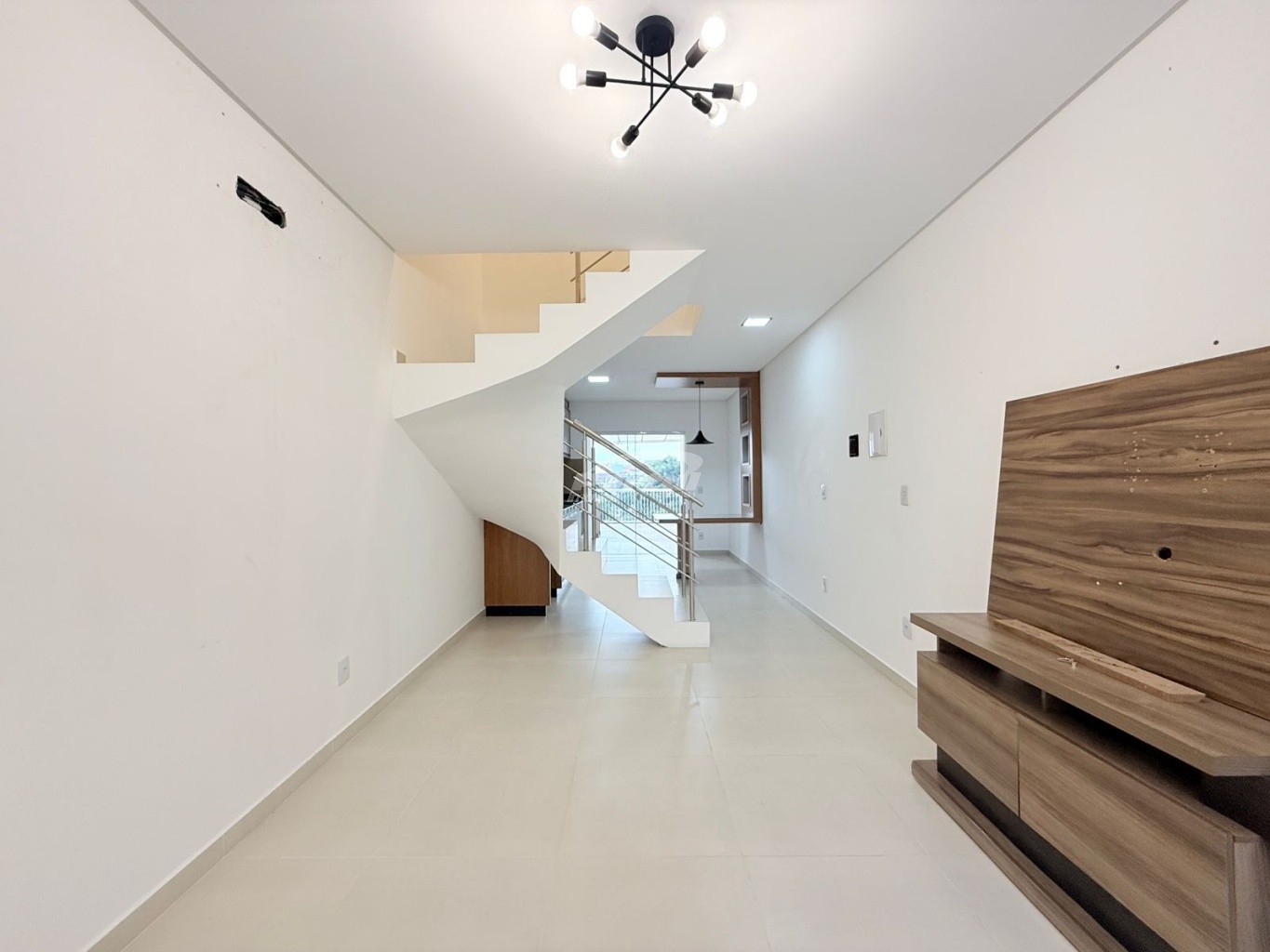 Casa para alugar com 2 quartos, 96m² - Foto 3