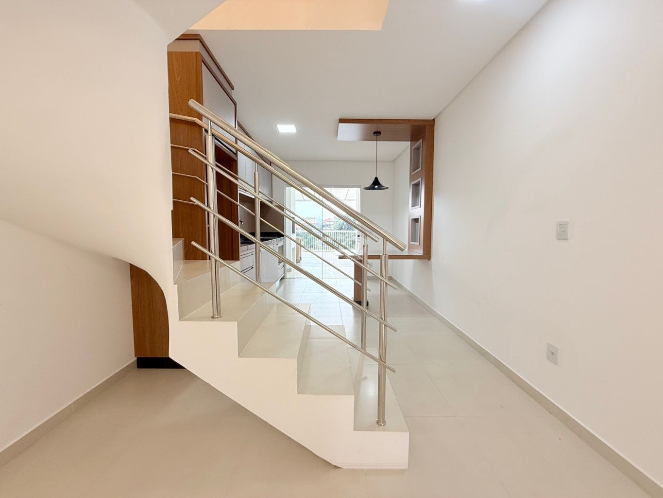 Casa para alugar com 2 quartos, 96m² - Foto 6