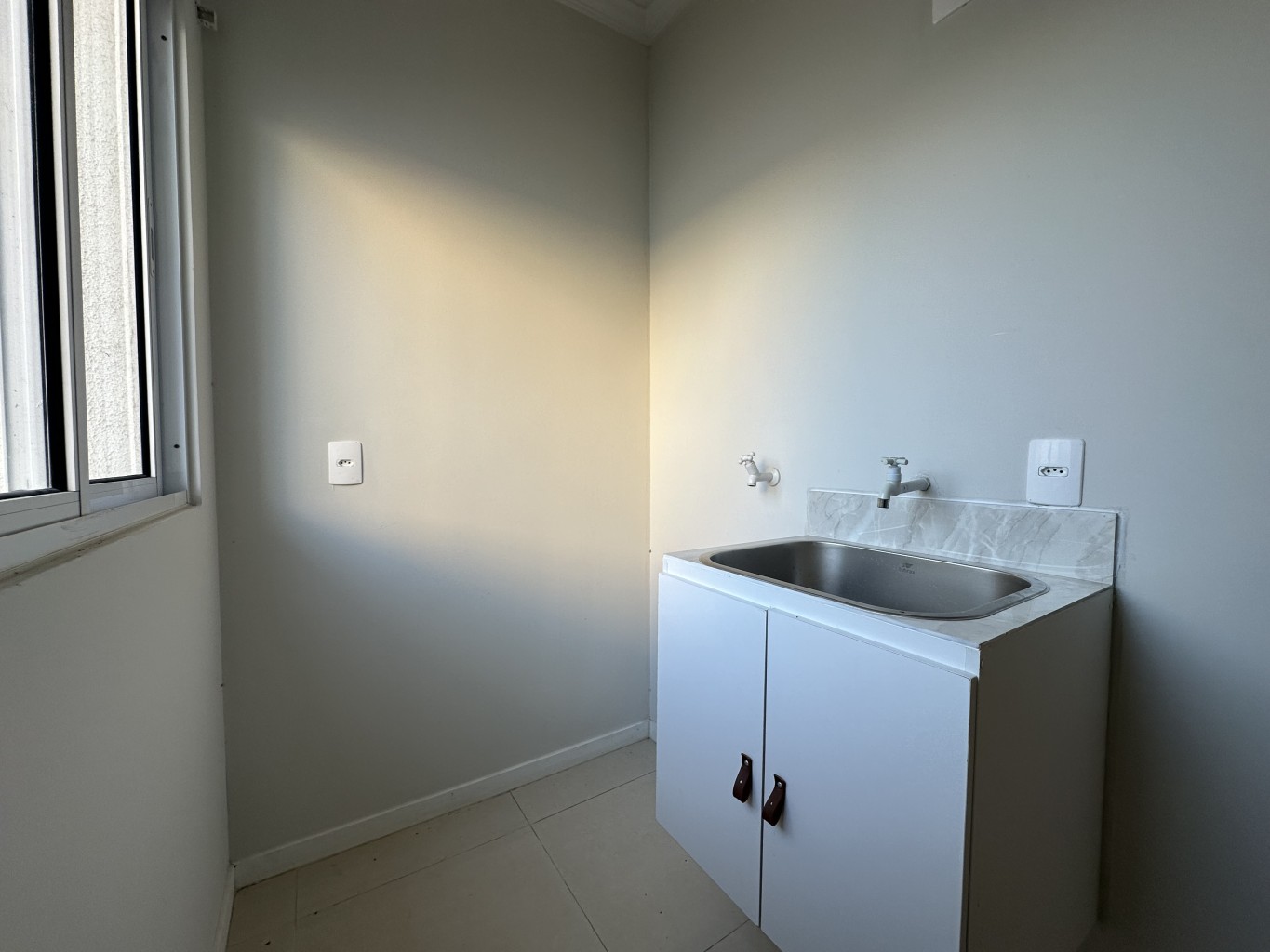 Casa de Condomínio para alugar com 3 quartos, 79m² - Foto 6