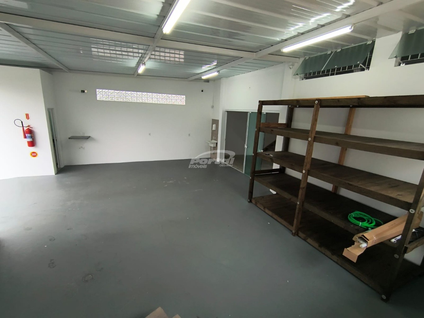 Depósito-Galpão, 250 m² - Foto 17