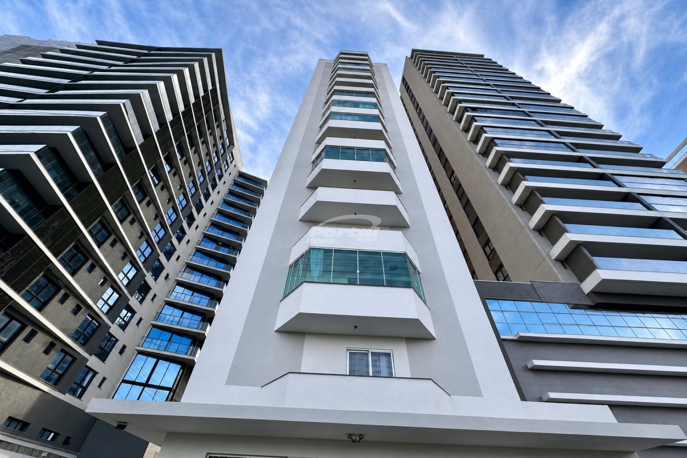 Apartamento, 1 quarto, 43 m² - Foto 2
