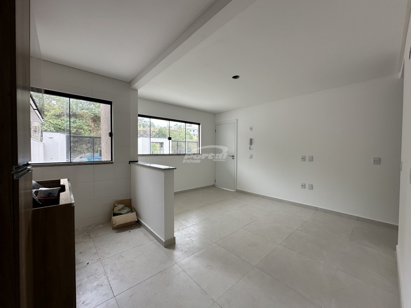 Apartamento para alugar com 2 quartos, 65m² - Foto 4