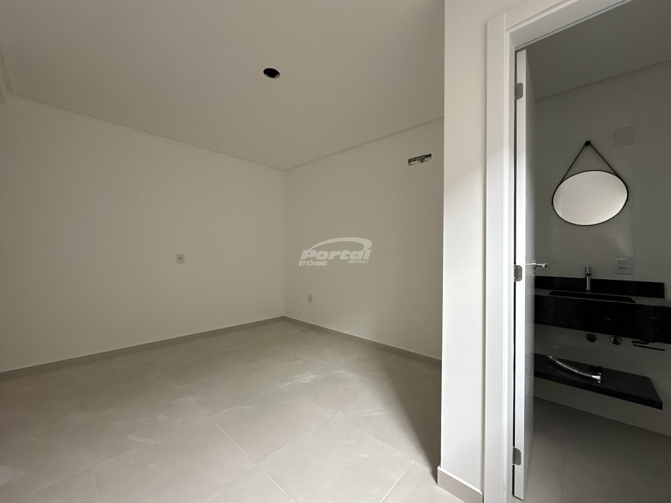 Apartamento para alugar com 2 quartos, 65m² - Foto 14