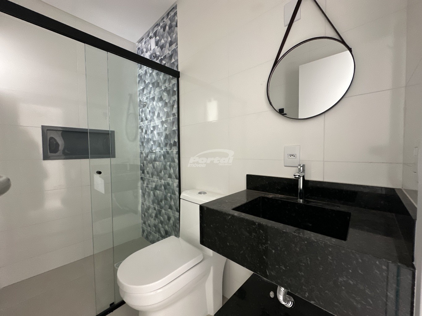 Apartamento para alugar com 2 quartos, 65m² - Foto 17