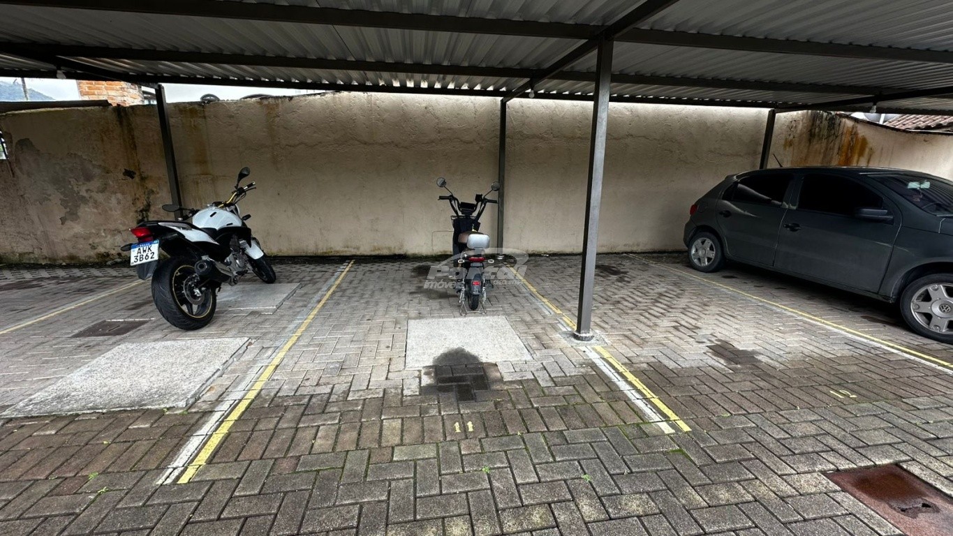 Apartamento à venda com 2 quartos, 58m² - Foto 3