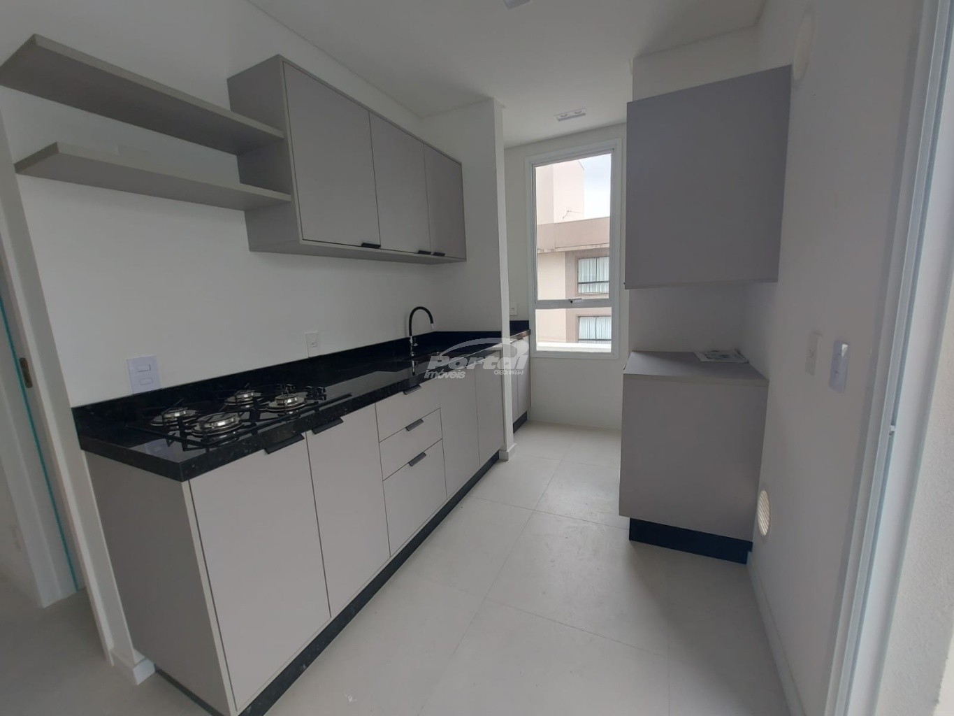 Apartamento de 2 quartos, 75m² no bairro Itacolomi, em Balneário Piçarras | Eu Corretor