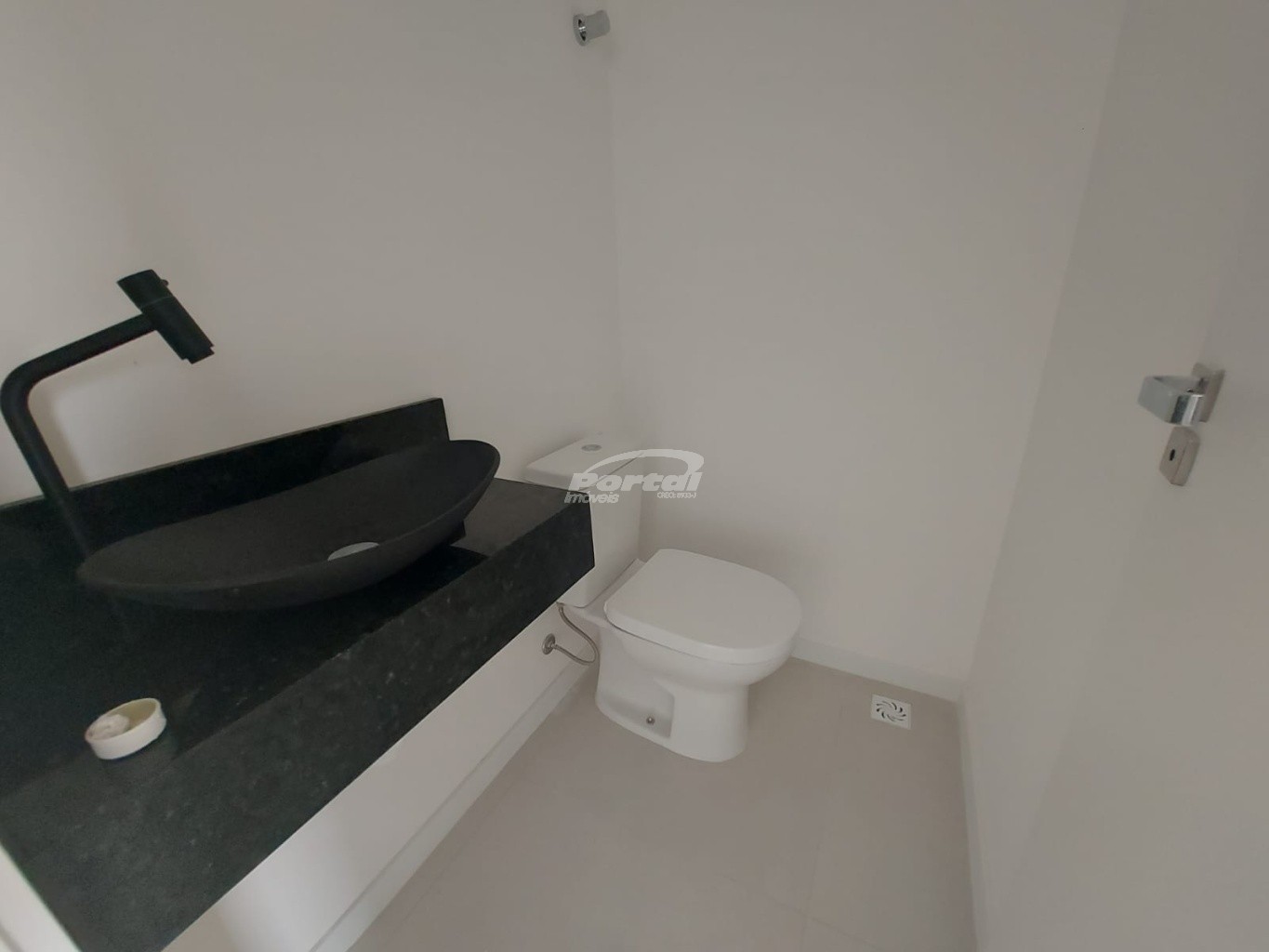 Apartamento de 2 quartos, 75m² no bairro Itacolomi, em Balneário Piçarras | Eu Corretor