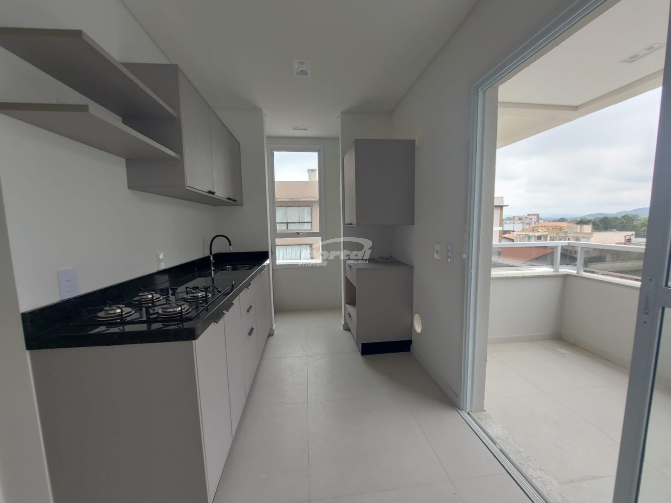 Apartamento de 2 quartos, 75m² no bairro Itacolomi, em Balneário Piçarras | Eu Corretor