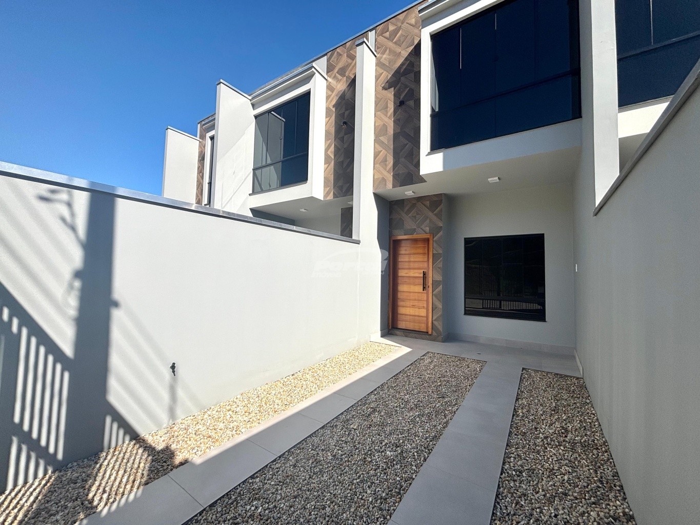 Casa para alugar com 2 quartos, 83m² - Foto 1