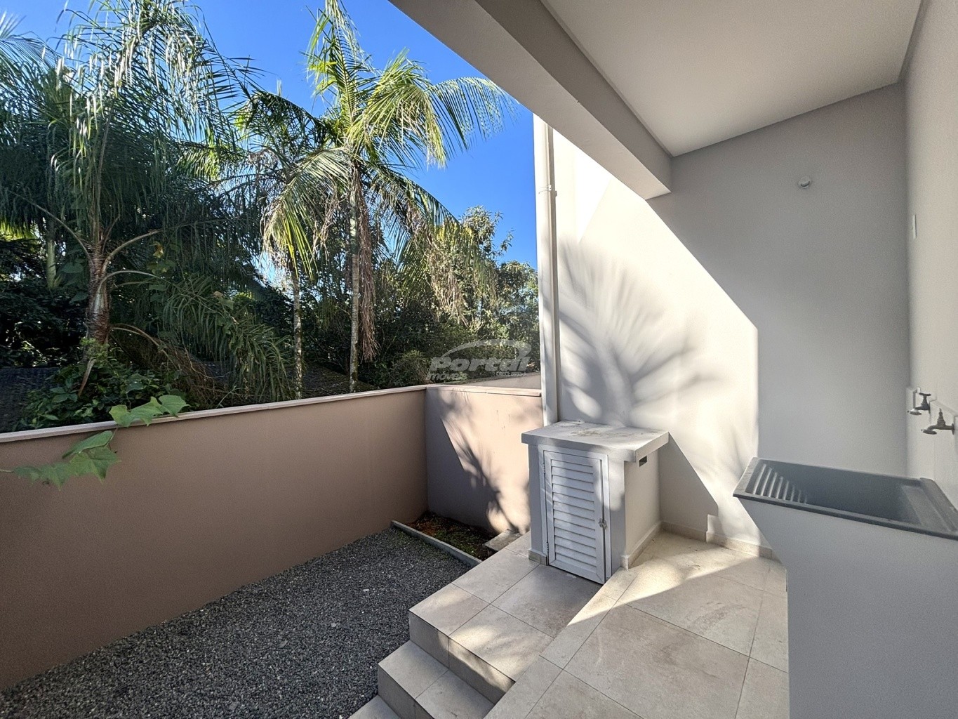 Casa para alugar com 2 quartos, 76m² - Foto 22