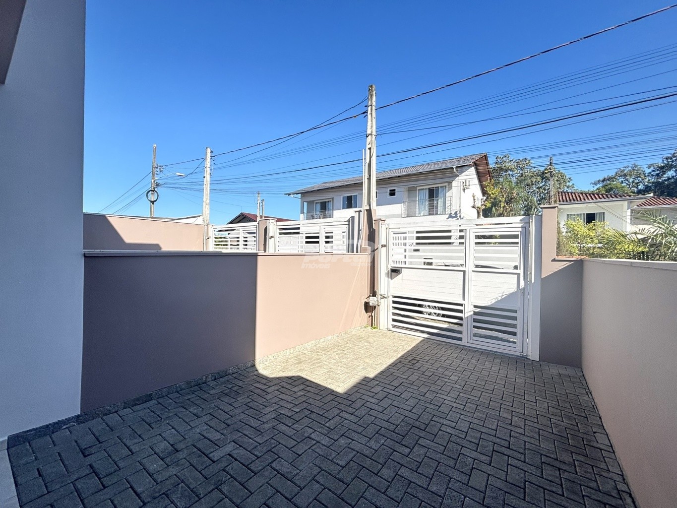 Casa para alugar com 2 quartos, 76m² - Foto 2