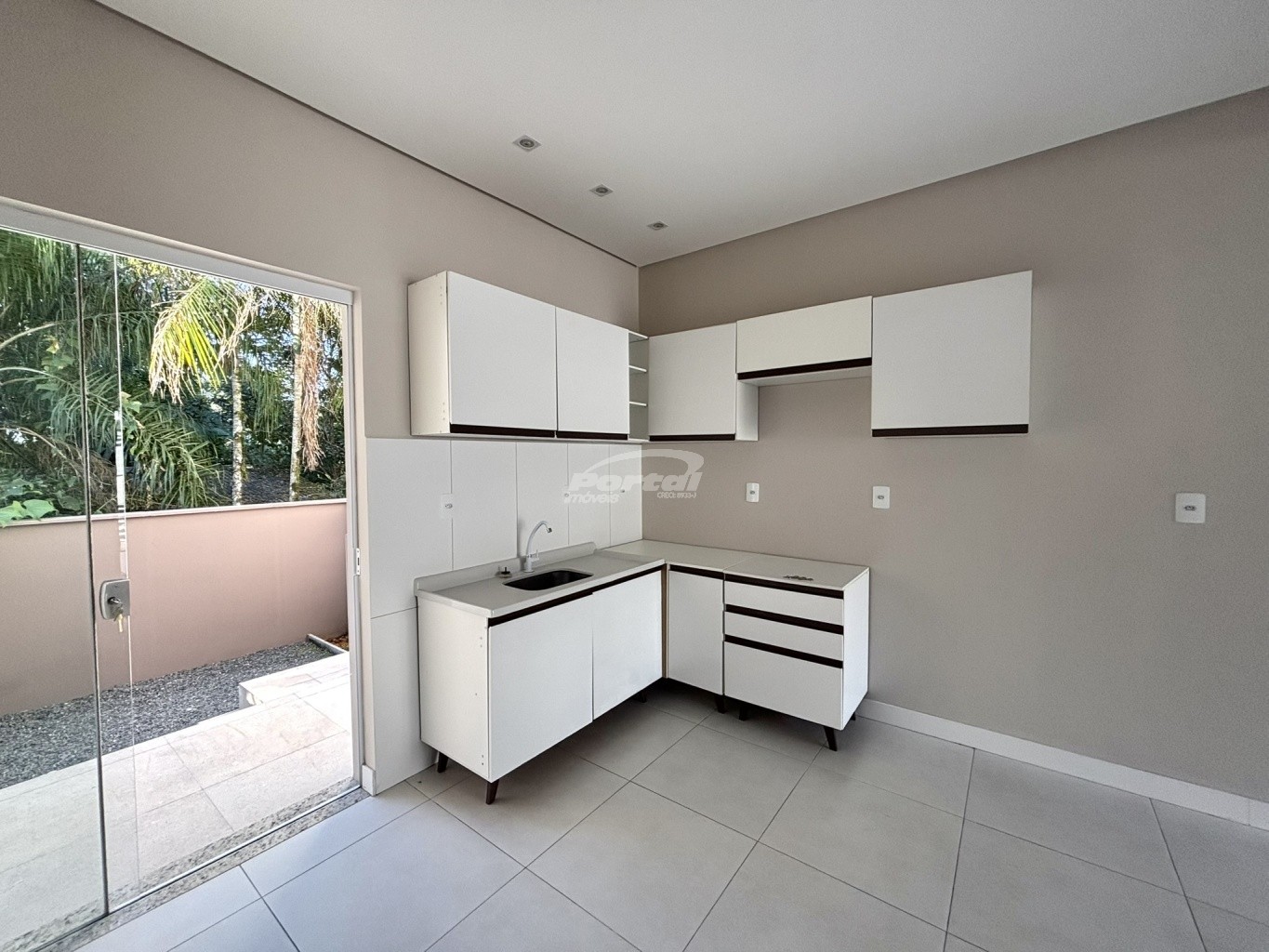 Casa para alugar com 2 quartos, 76m² - Foto 15