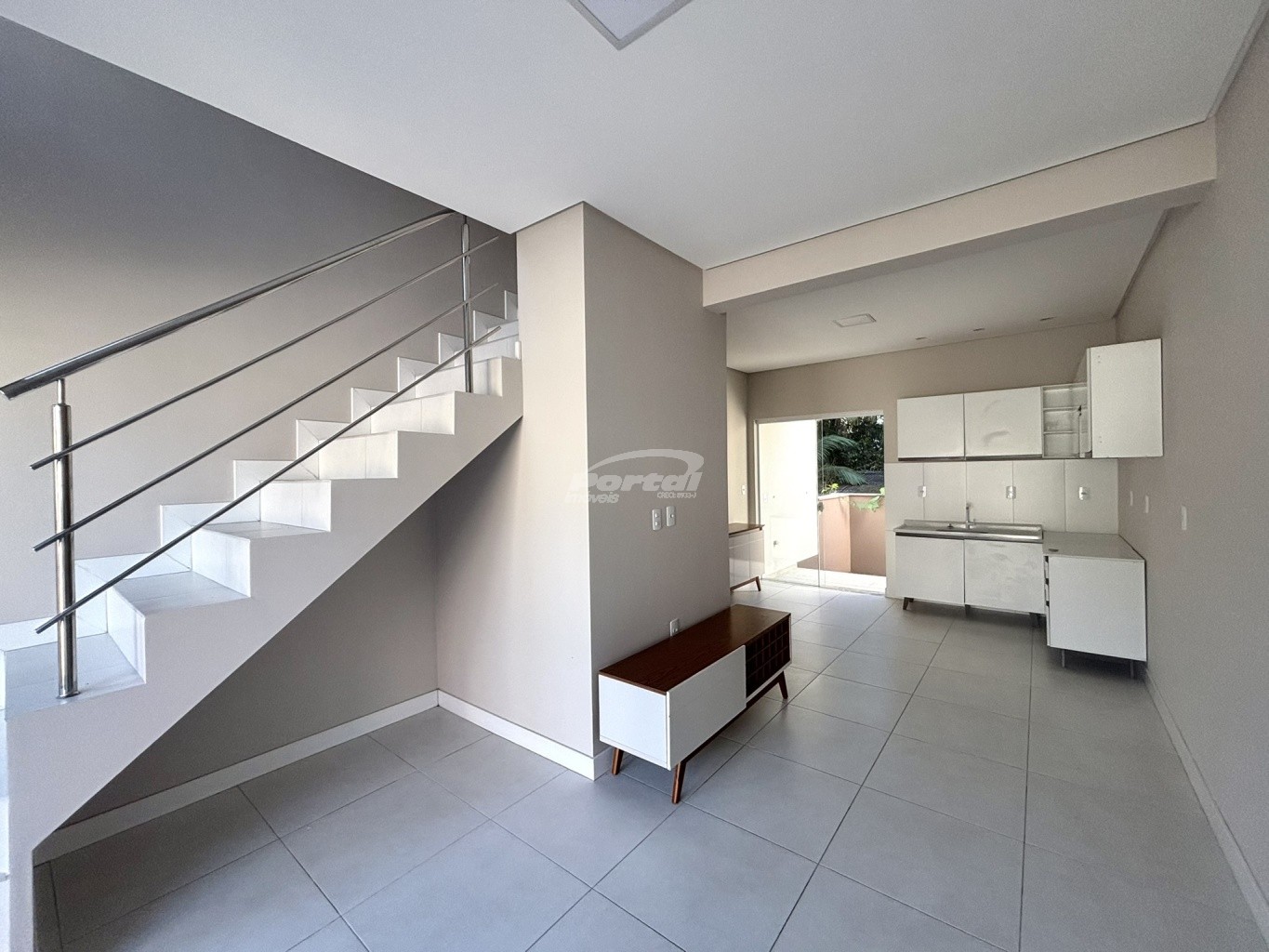 Casa para alugar com 2 quartos, 76m² - Foto 9