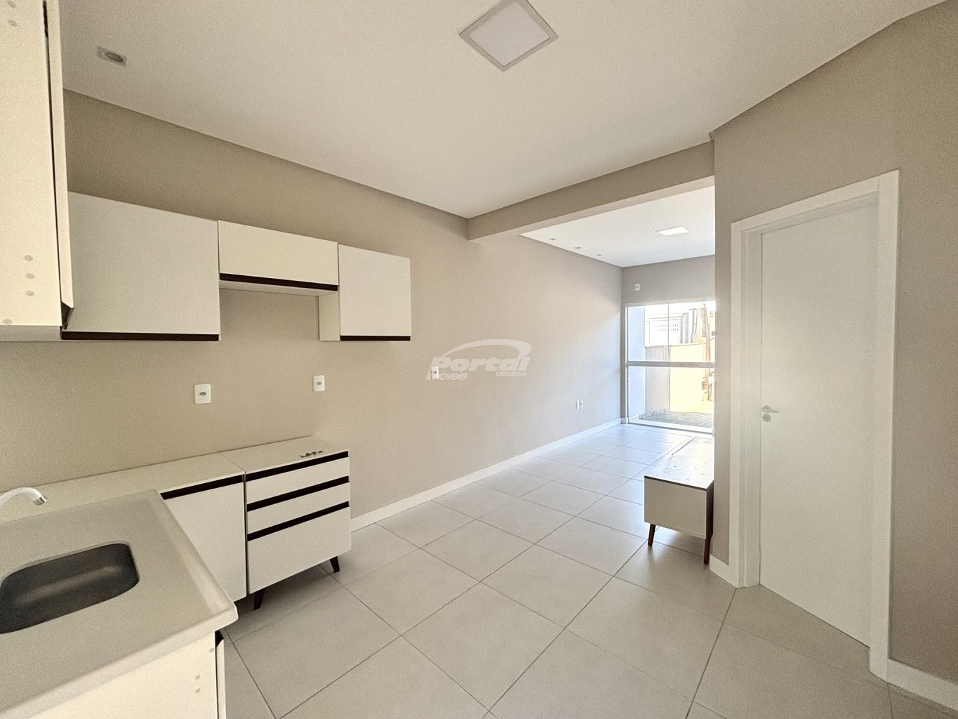 Casa para alugar com 2 quartos, 76m² - Foto 17