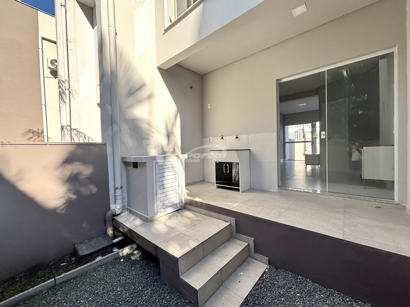 Casa para alugar com 2 quartos, 76m² - Foto 24