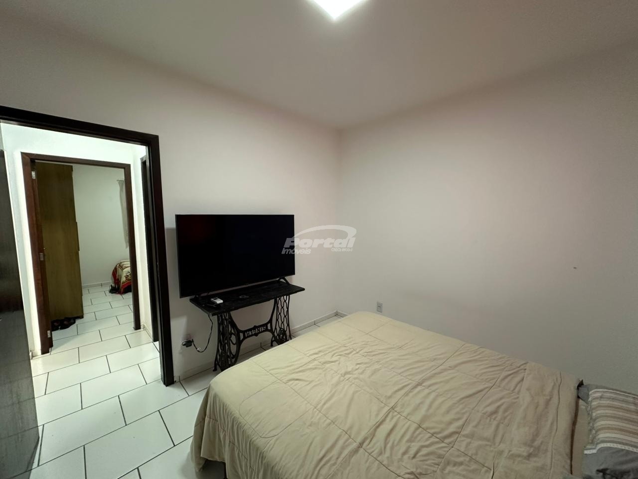 Casa à venda com 2 quartos, 66m² - Foto 12