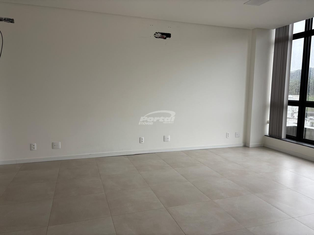 Sala Comercial de 33m² no bairro Garcia, em Blumenau | Eu Corretor