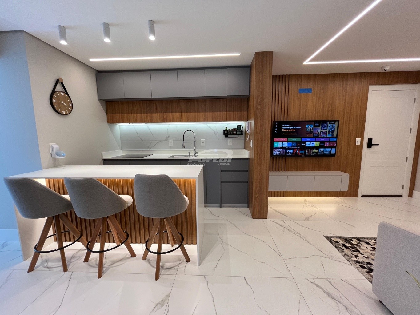 Apartamento de 3 quartos, 89m² no bairro Itacolomi, em Balneário Piçarras | Eu Corretor