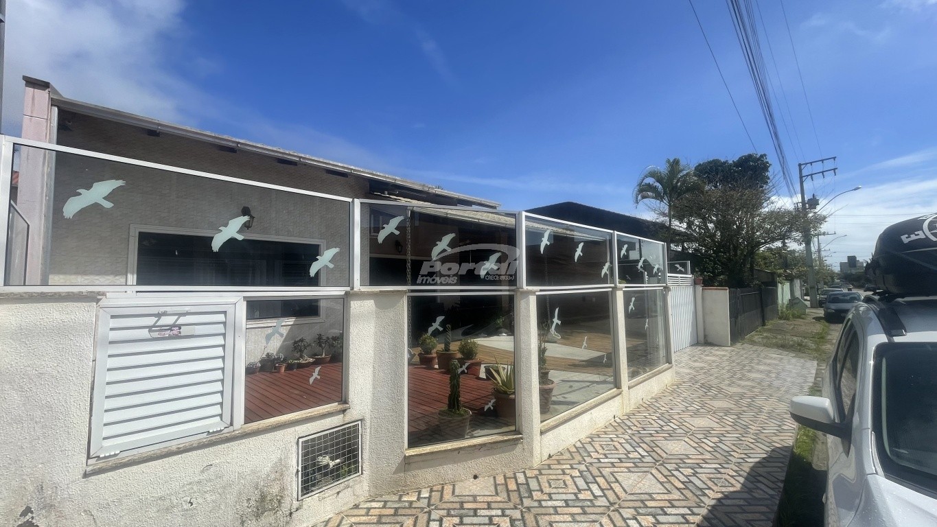 Casa de 3 quartos, 120m² no bairro Armação, em Penha | Eu Corretor