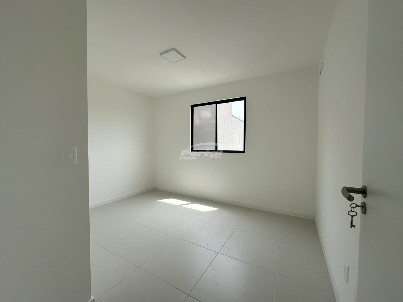 Apartamento para alugar com 2 quartos, 70m² - Foto 9