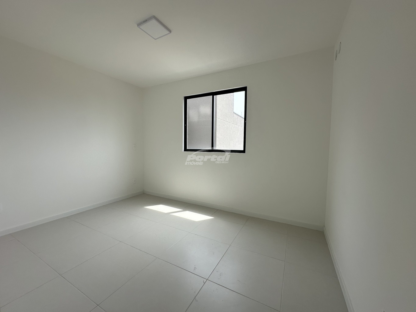Apartamento para alugar com 2 quartos, 70m² - Foto 10