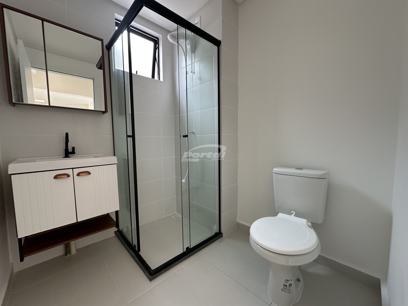Apartamento para alugar com 2 quartos, 70m² - Foto 12