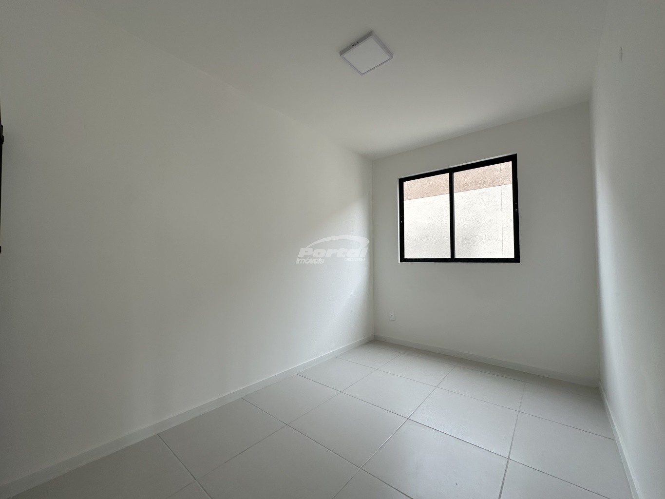 Apartamento para alugar com 2 quartos, 70m² - Foto 13