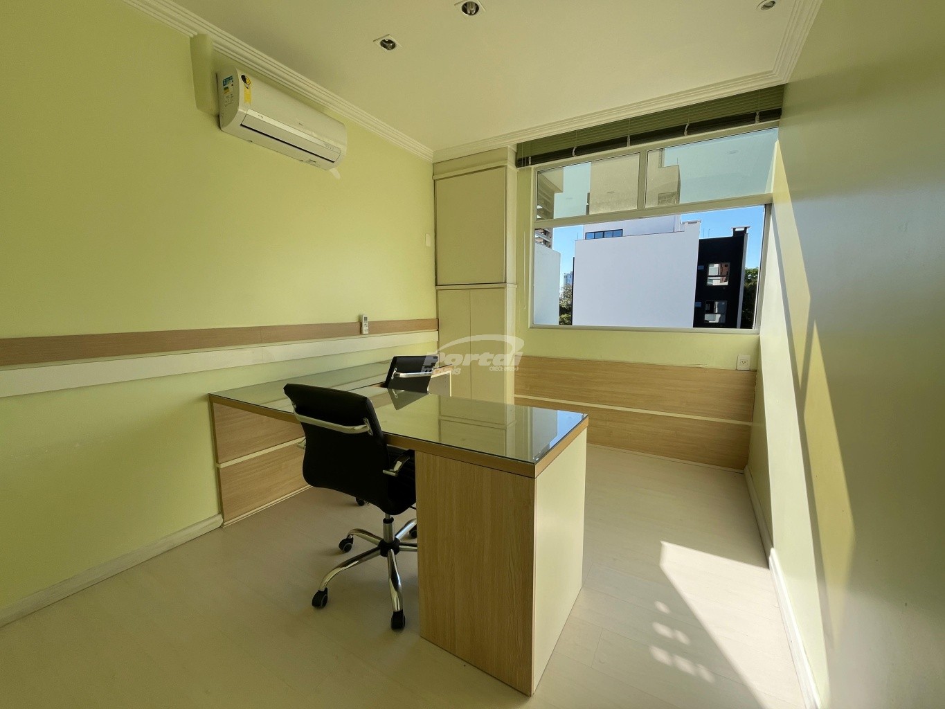 Sala Comercial de 37m² no bairro Centro, em Blumenau | Eu Corretor