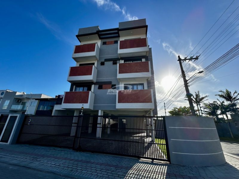 Apartamento de 2 quartos, 70m² no bairro Itacolomi, em Balneário Piçarras | Eu Corretor