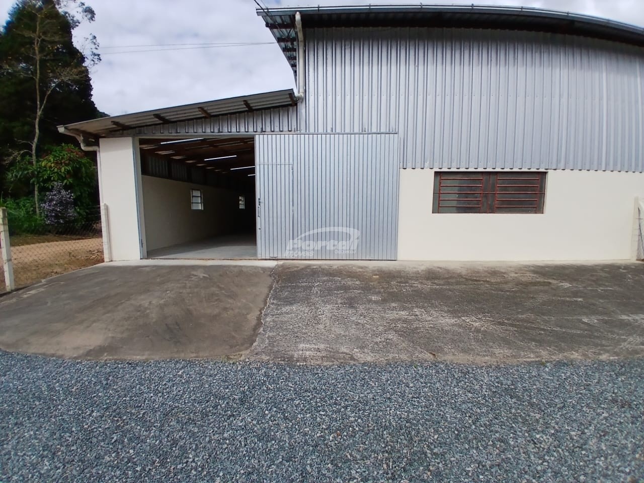 Galpão / Depósito / Armazém de 260m² no bairro Fidélis, em Blumenau | Eu Corretor