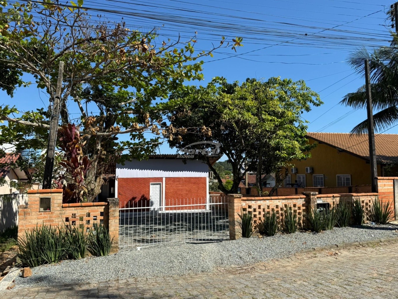 Casa de 5 quartos, 130m² no bairro Armação de Itapocoroi, em Penha | Eu Corretor