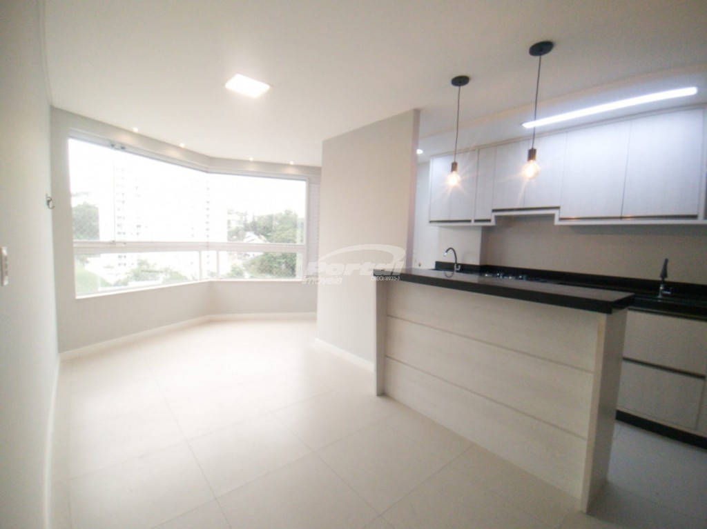 Apartamento à venda com 3 quartos, 86m² - Foto 4