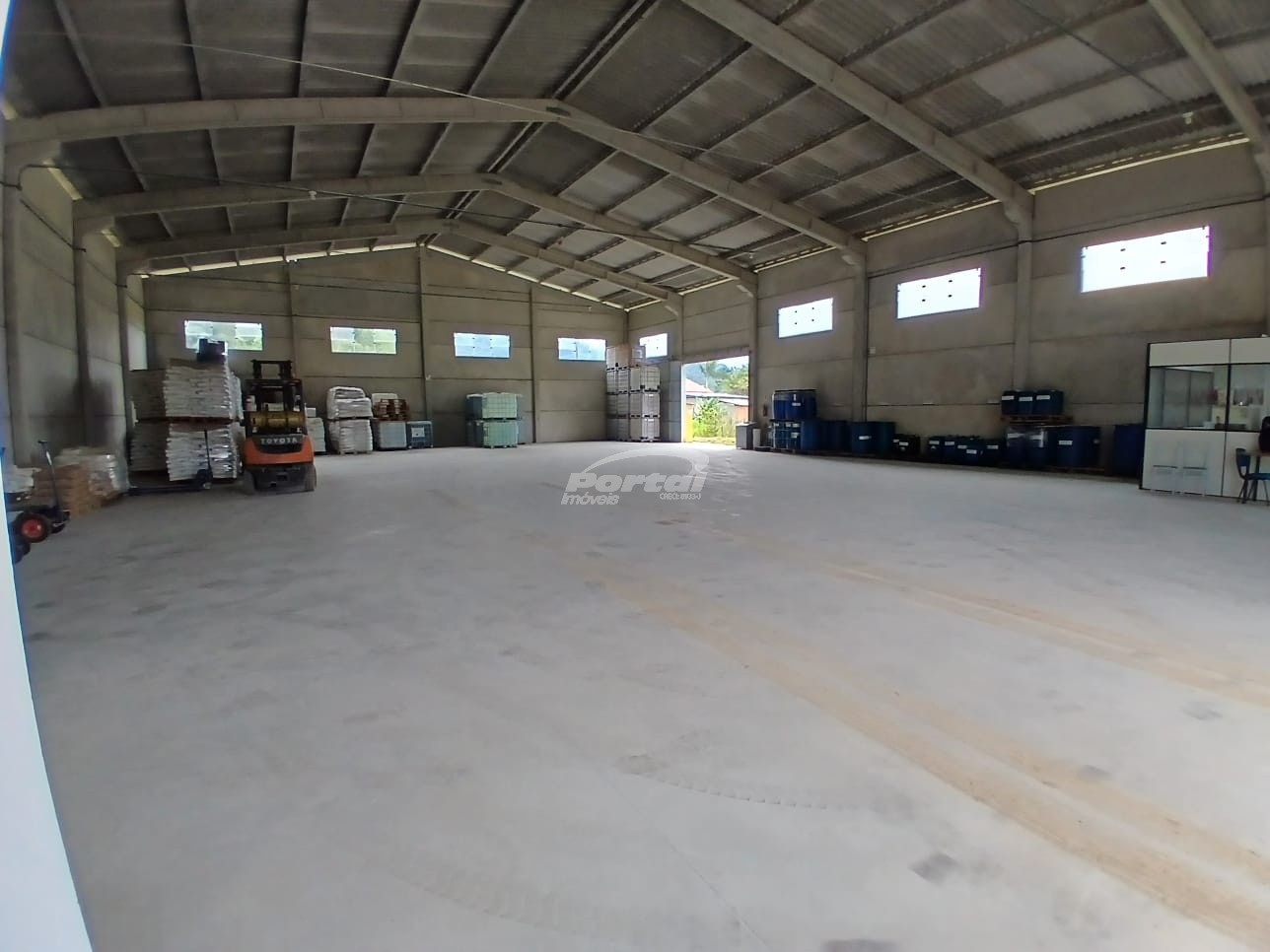 Galpão / Depósito / Armazém de 375m² no bairro Belchior Baixo, em Gaspar | Eu Corretor