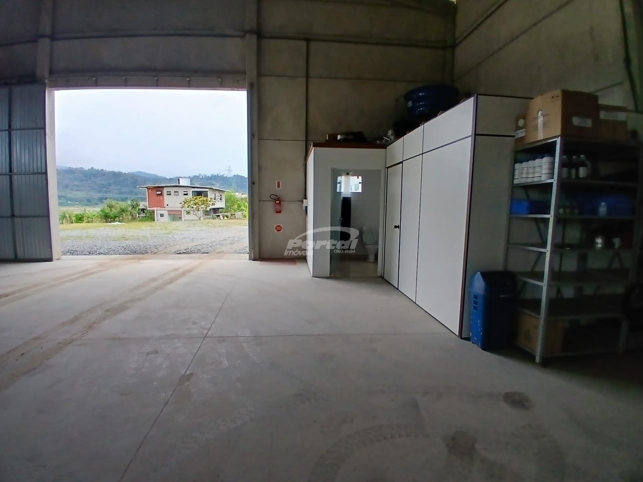 Galpão / Depósito / Armazém de 375m² no bairro Belchior Baixo, em Gaspar | Eu Corretor