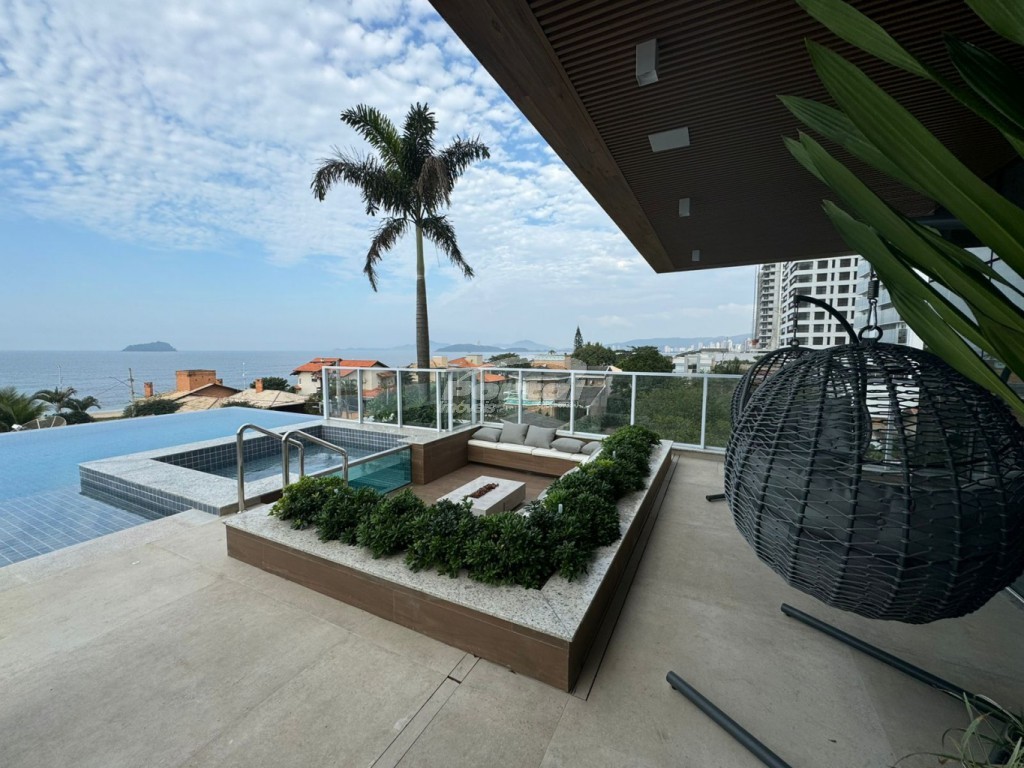 Apartamento de 3 quartos, 129m² no bairro Itacolomi, em Balneário Piçarras | Eu Corretor