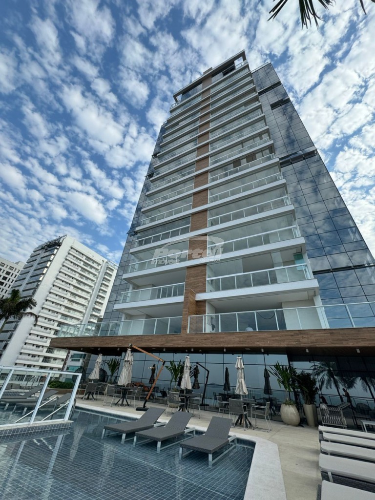 Apartamento de 3 quartos, 129m² no bairro Itacolomi, em Balneário Piçarras | Eu Corretor