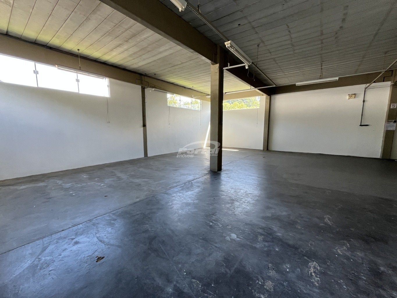Galpão / Depósito / Armazém de 319m² no bairro Velha, em Blumenau | Eu Corretor