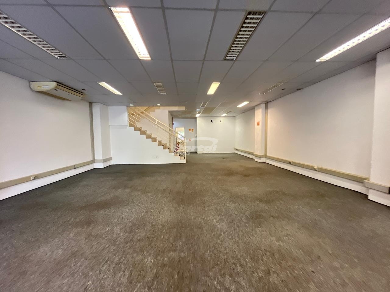 Sala Comercial de 432m² no bairro Centro, em Blumenau | Eu Corretor