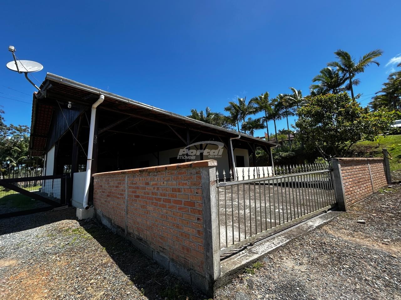 Fazenda/Sítios/Chácaras de 2 quartos, 240m² no bairro Morretes, em Balneário Piçarras | Eu Corretor
