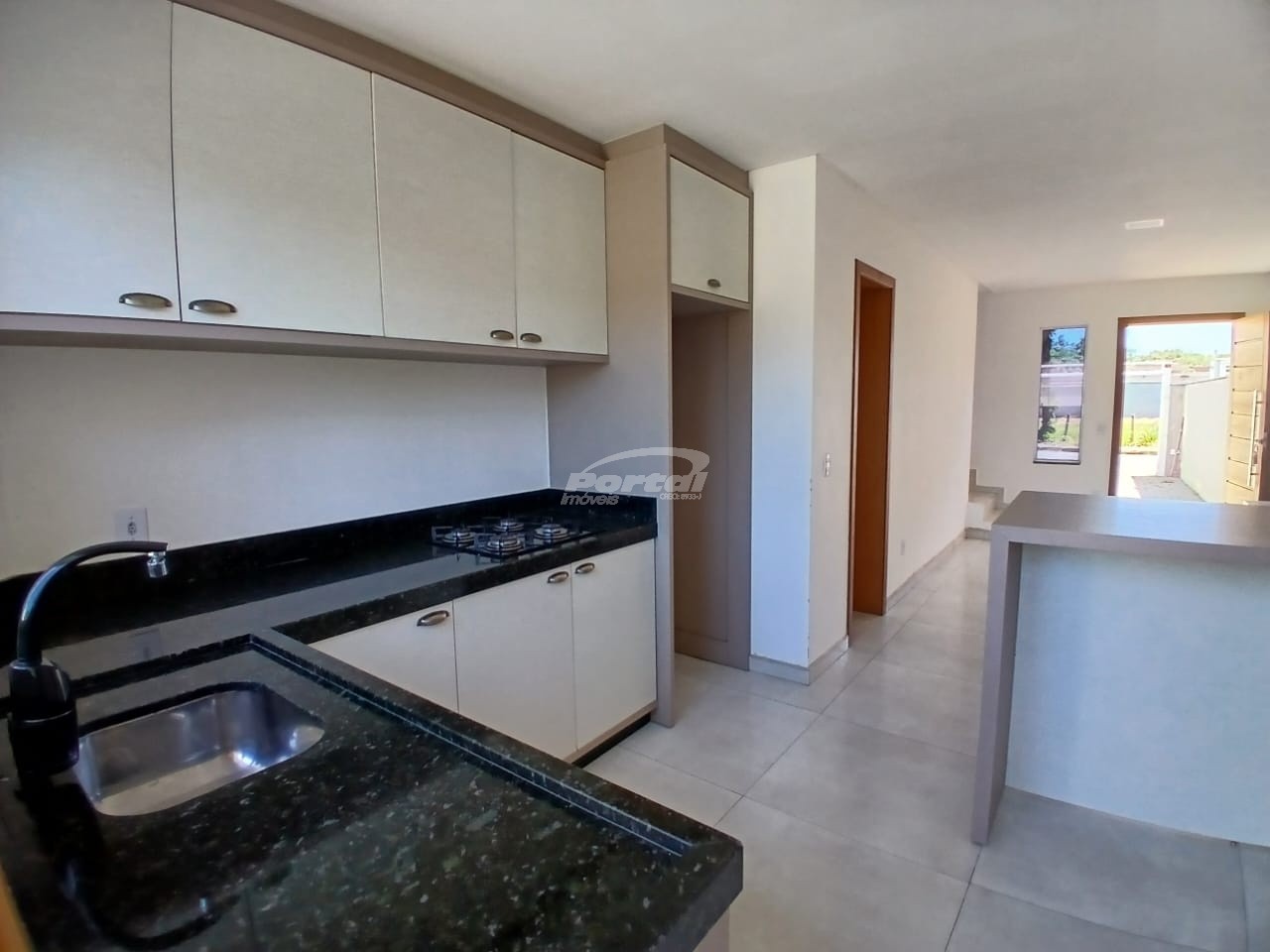 Casa, 2 quartos, 70 m² - Foto 2