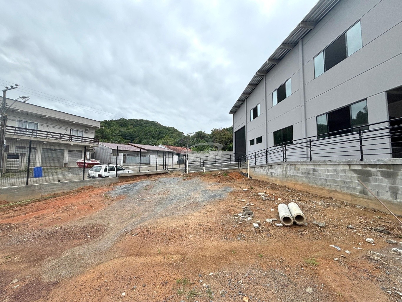 Depósito-Galpão, 675 m² - Foto 2