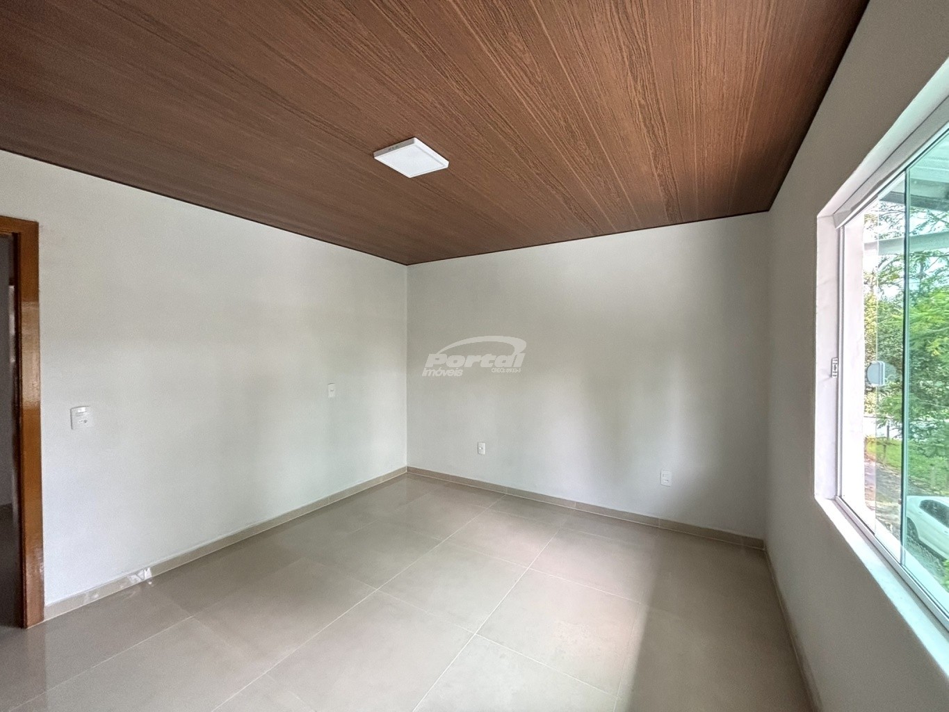 Imovel 70m, contendo 02 amplos dormitórios, sala de estar e jantar, cozinha, banheiro social, lavabo, area de serviço nos fundos e uma vaga de garagem! — foto 5