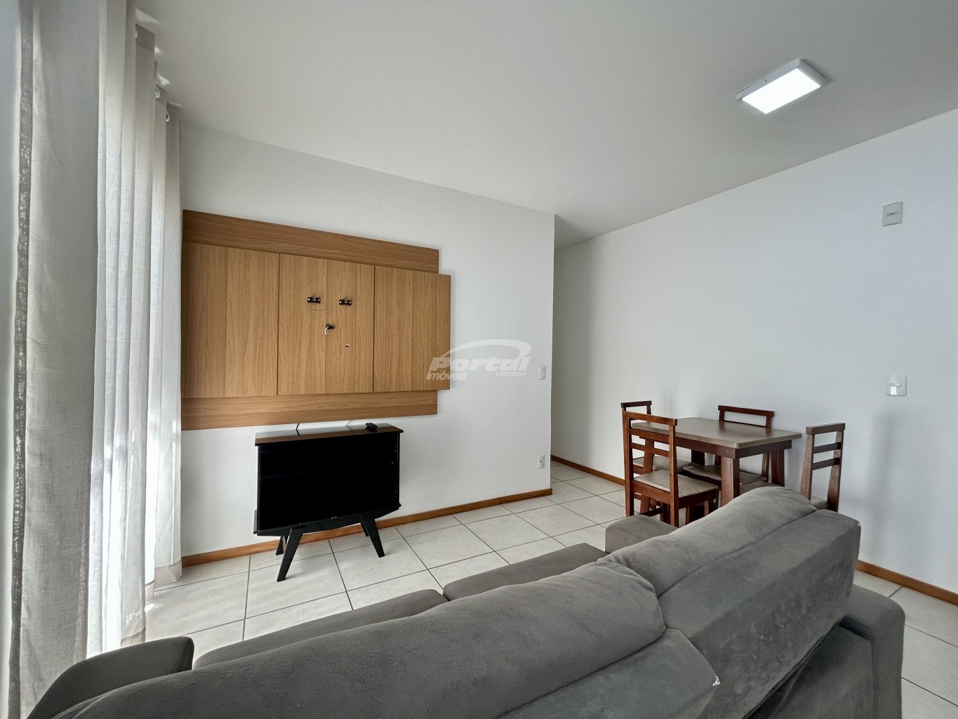 Apartamento mobiliado disponível para locação no bairro Itacolomi - Balneário Piçarras/SC (Cod. 23596) — foto 6