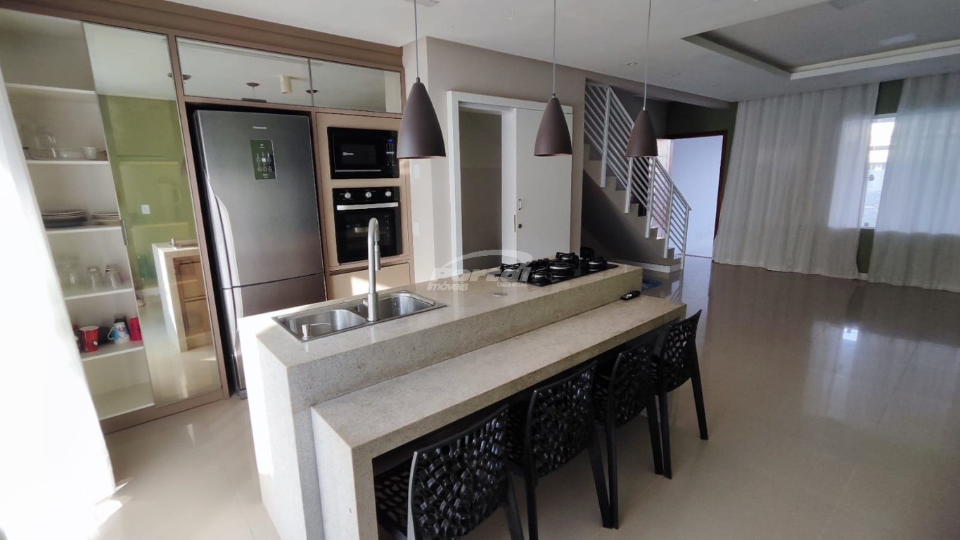 Casa, 3 quartos, 148 m² - Foto 1